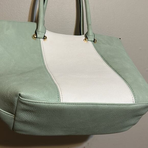 Mint Green and White Tote Bag - Picture 4 of 14